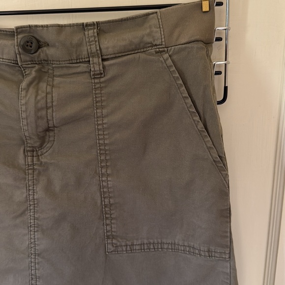 Lee Green Sporty Chic Skort - Picture 6 of 7